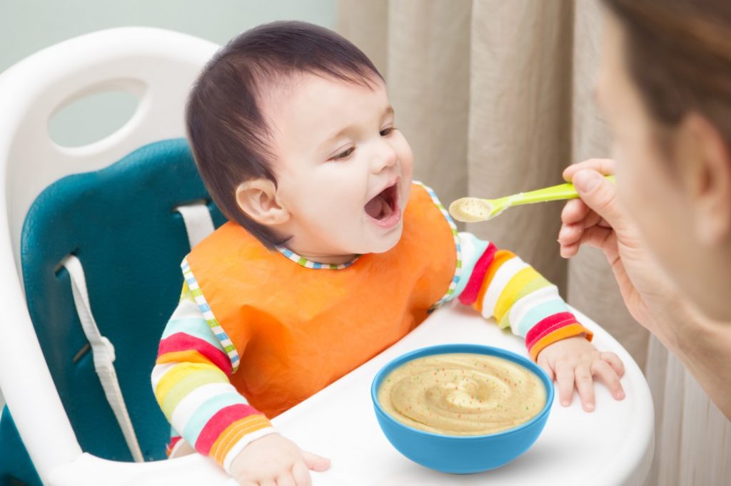 Những món ăn tuyệt đối không sử dụng cho bé trong độ tuổi ăn dặm